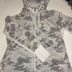 Athleta Gray Camo Triumph Full-Zip Hoodie Size 1X Thumbholes